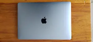 New Laptop Apple MacBook Air 2020 8GB Apple M1 SSD 256GB