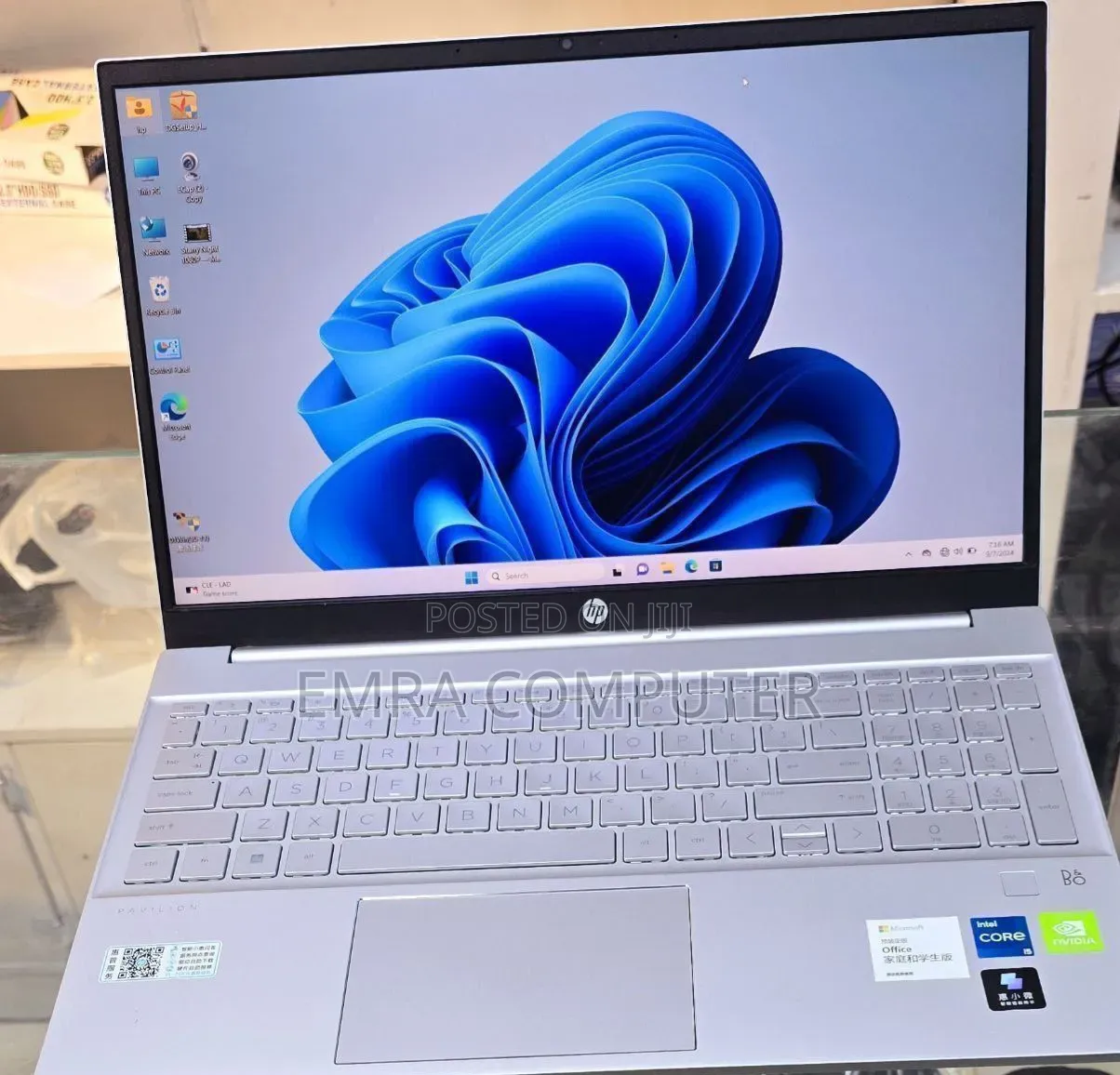 New Laptop HP 16GB Intel Core i5 SSD 512GB