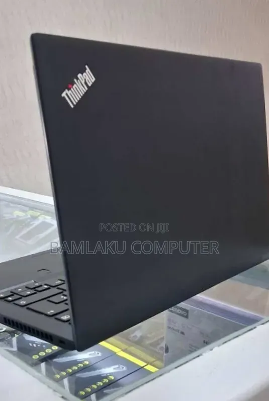 New Laptop Lenovo ThinkPad T480s 16GB Intel Core i5 SSD 256GB