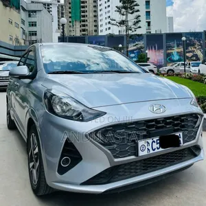 Hyundai I10 2023 Silver