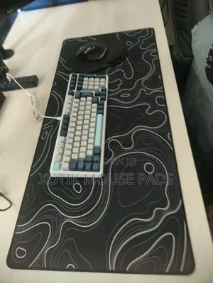 Extra-Large 90x40x0.2cm Contour Themed Mouse Pad - Desk Mat