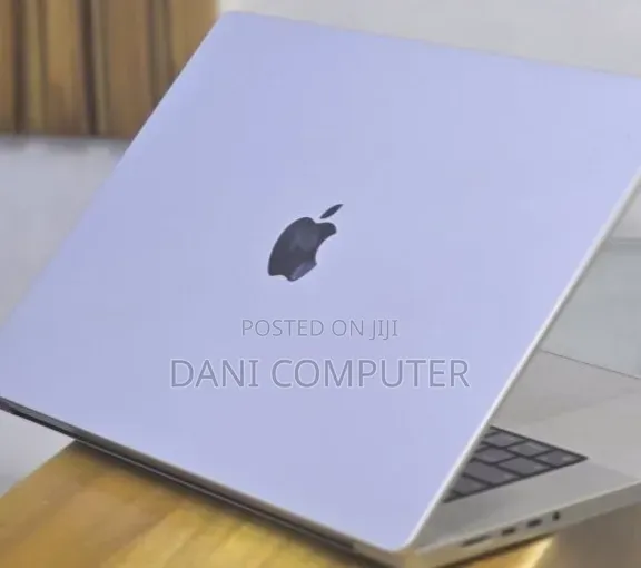 New Laptop Apple MacBook Pro 2021 M1 32GB Apple M1 Pro SSD 512GB