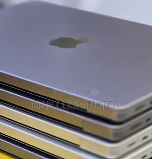 New Laptop Apple MacBook Pro 2020 M1 16GB Apple M1 SSD 512GB