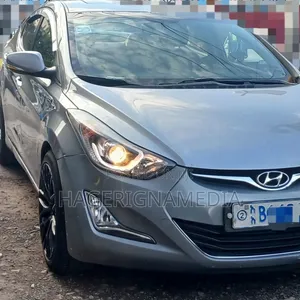 Hyundai Avante 2014 Silver