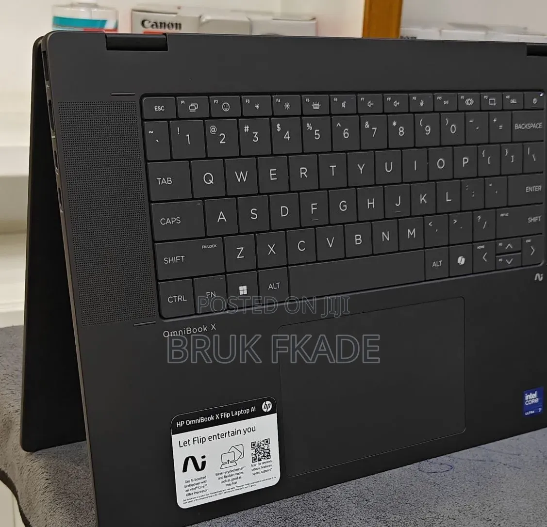 New Laptop HP OmniBook 5 16" 16GB Intel Core Ultra 7 SSD 1T