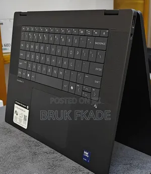 New Laptop HP OmniBook 5 16" 16GB Intel Core Ultra 7 SSD 1T