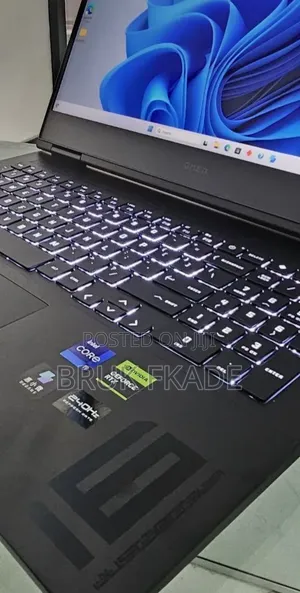 New Laptop HP Omen 16 16GB Intel Core i9 SSD 1T