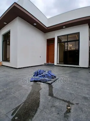 Furnished 3bdrm Villa in Bole for sale