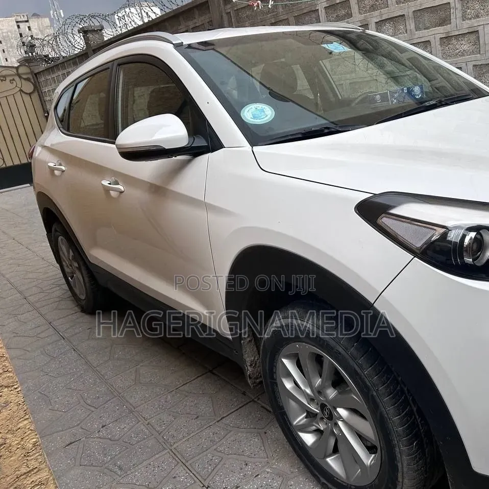 Hyundai Tucson 2018 White