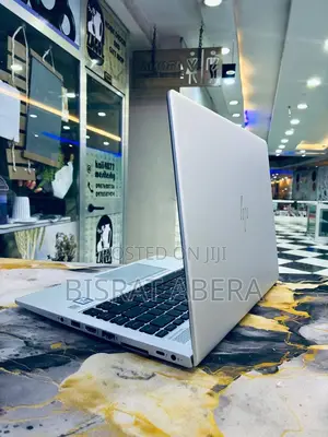 New Laptop HP EliteBook 840 G6 16GB Intel Core i7 SSD 512GB