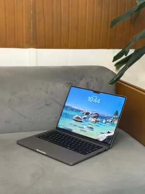 New Laptop Apple MacBook Pro 2021 M1 16GB Apple M1 Pro SSD 512GB