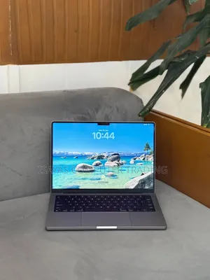 New Laptop Apple MacBook Pro 2021 M1 16GB Apple M1 Pro SSD 512GB