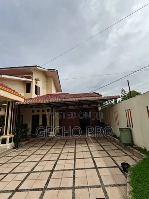 Furnished 7bdrm House in Bole for sale