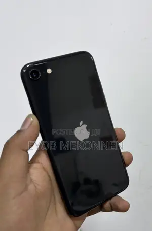 Apple iPhone SE 128 GB Black