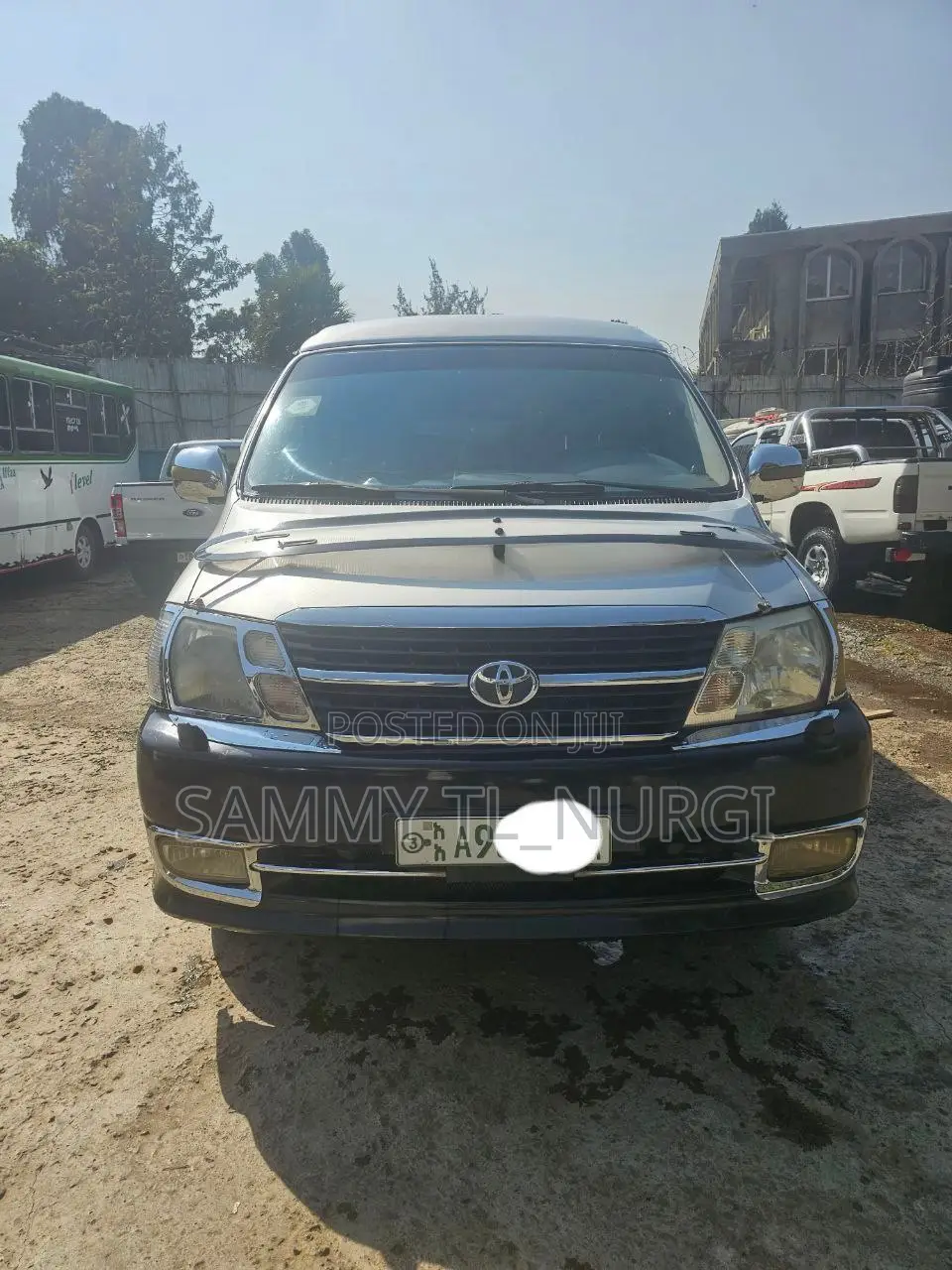 Toyota HiAce 2011 Grey