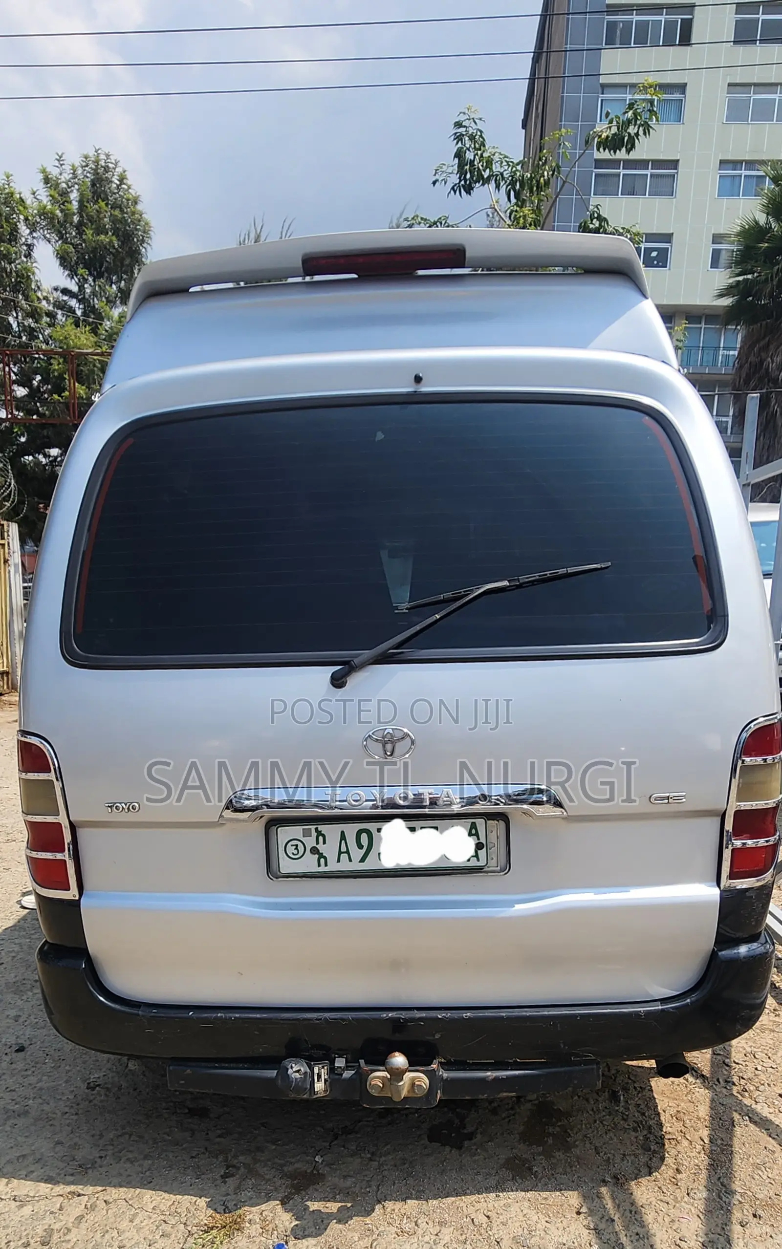 Toyota HiAce 2011 Grey