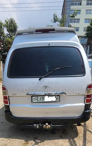 Toyota HiAce 2011 Grey