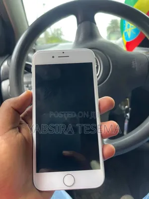 Apple iPhone 7 32 GB White
