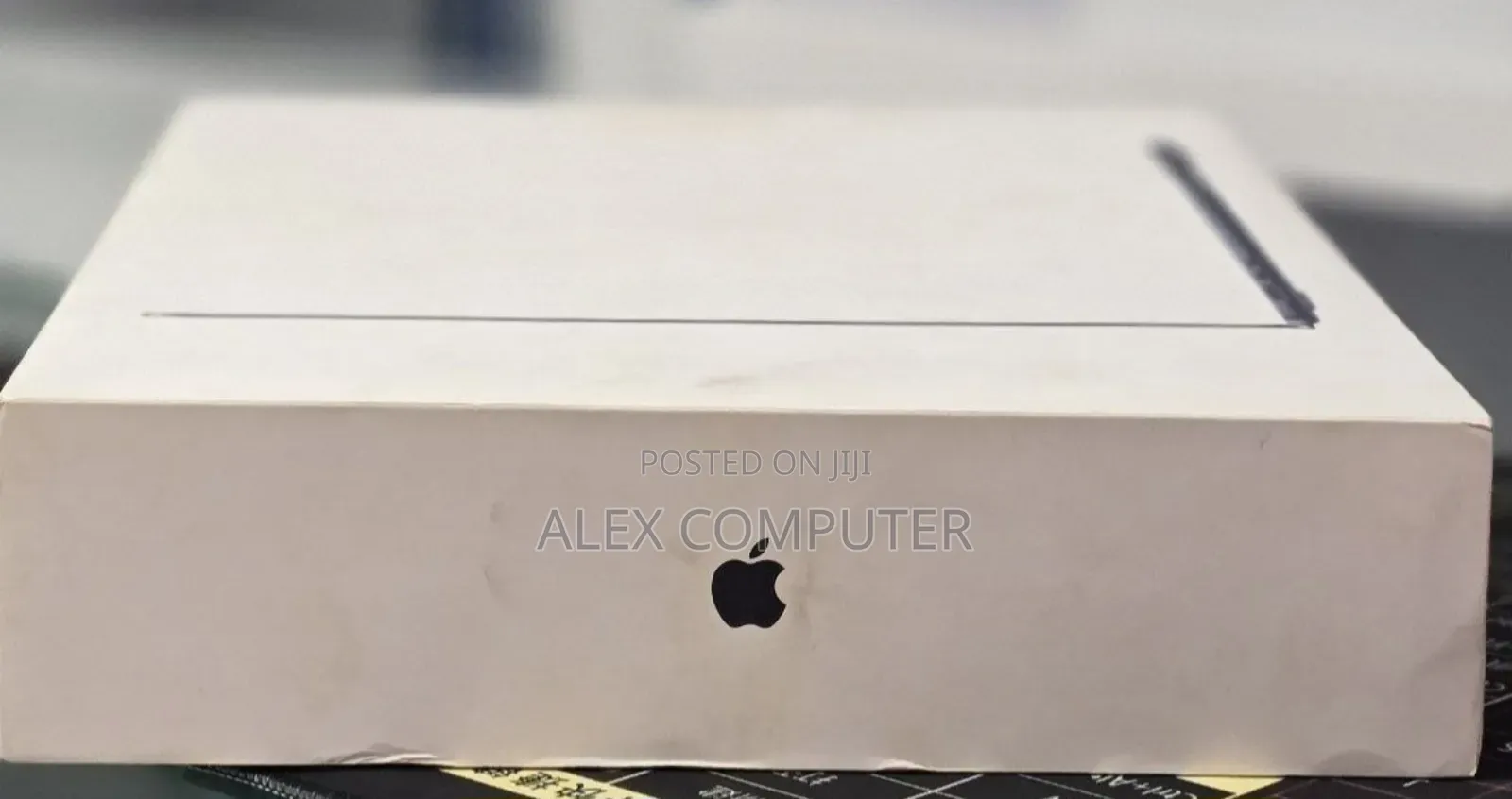 New Laptop Apple MacBook Air 2025 M4 16GB Apple M4 SSD 256GB