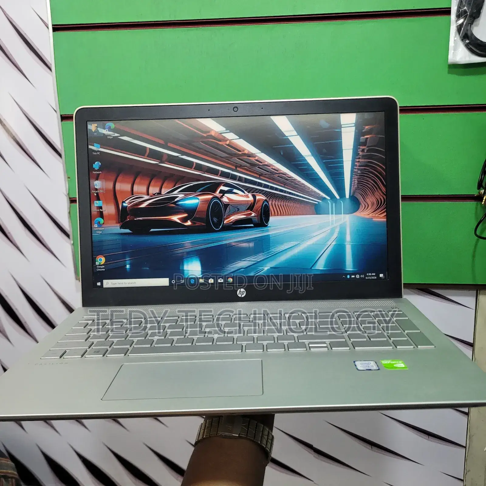 New Laptop HP Pavilion 15 8GB Intel Core i5 HDD+SSD 128GB