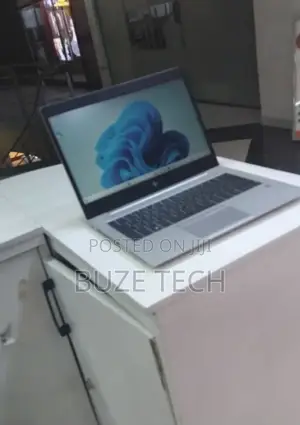 New Laptop HP EliteBook 830 G5 8GB Intel Core i5 SSD 512GB