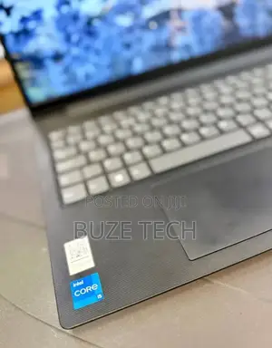 New Laptop Lenovo 12GB Intel Core i5 SSD 512GB