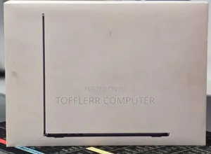 New Laptop Apple MacBook Air 2025 M4 16GB AMD A10 SSD 256GB