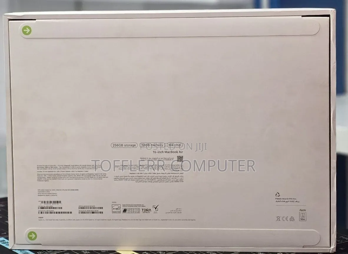 New Laptop Apple MacBook Air 2025 M4 16GB AMD A10 SSD 256GB