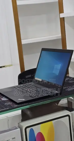 New Laptop Lenovo 16GB AMD Ryzen 5 SSD 512GB