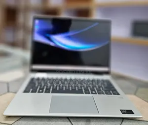 New Laptop HP EliteBook 830 16GB Intel Core Ultra 7 SSD 512GB