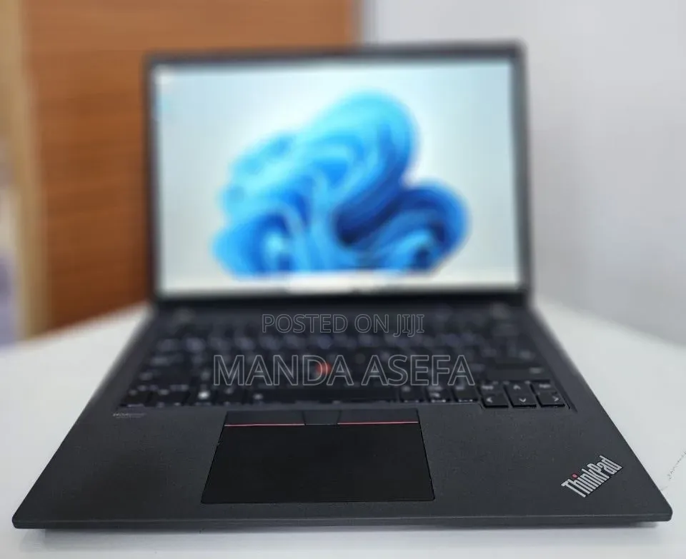 New Laptop Lenovo ThinkPad P14s 16GB Intel Core i7 SSD 512GB