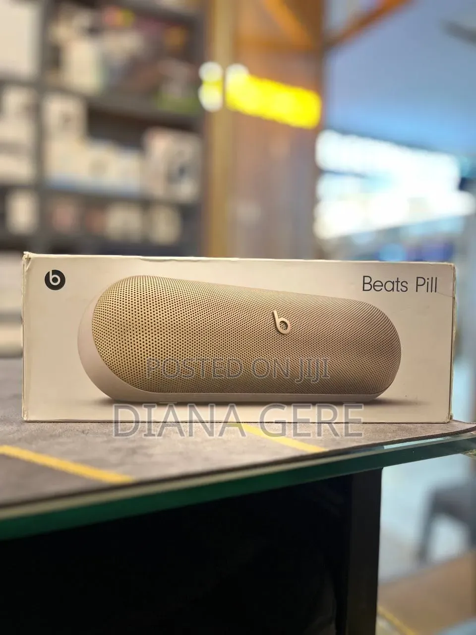 Beats Pill