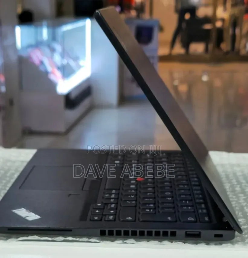 New Laptop Lenovo ThinkPad X13 Gen 4 16GB Intel Core i7 SSD 512GB