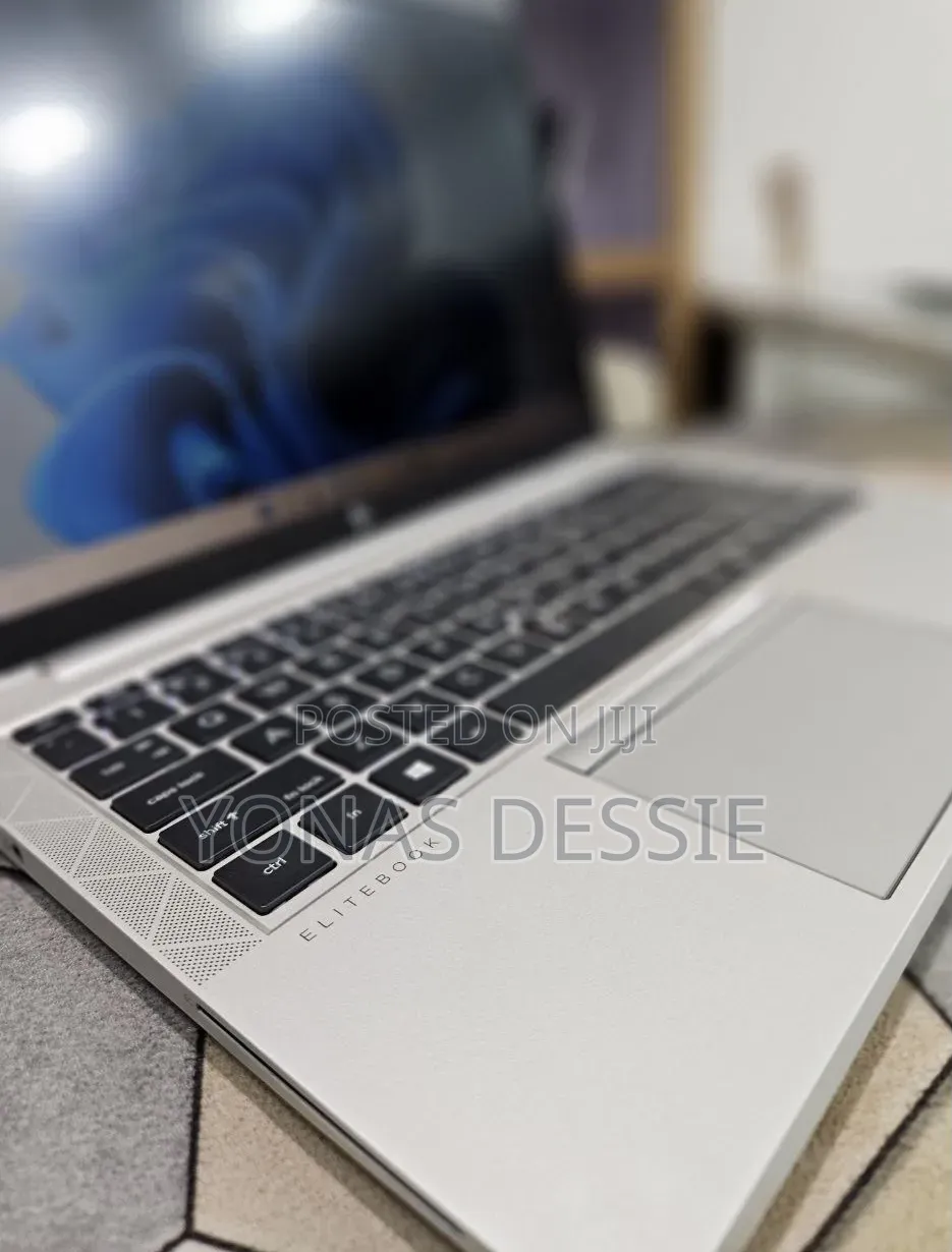 New Laptop HP EliteBook 840 G7 16GB Intel Core i7 SSD 512GB