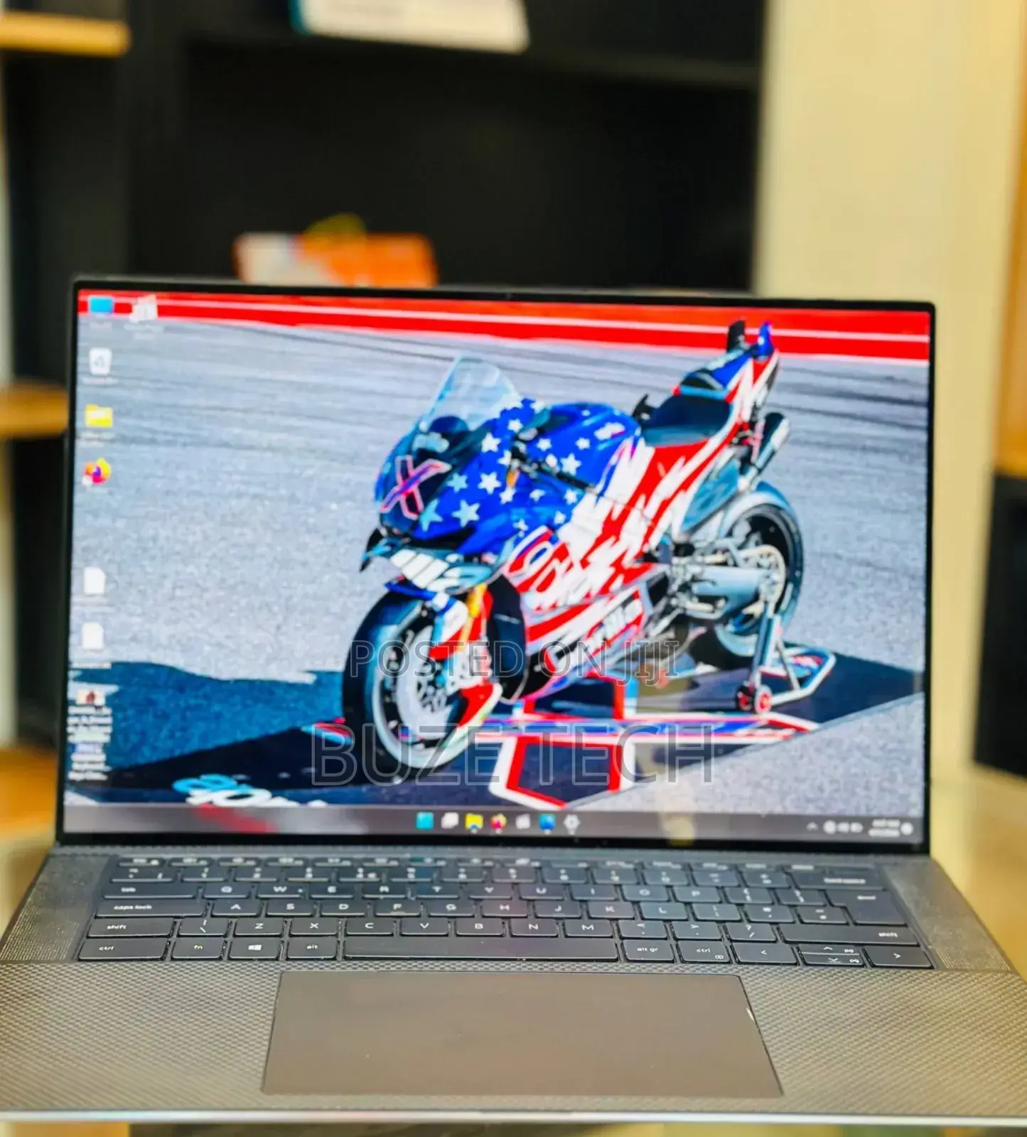 New Laptop Dell Precision 5560 16GB Intel Core i7 SSD 512GB