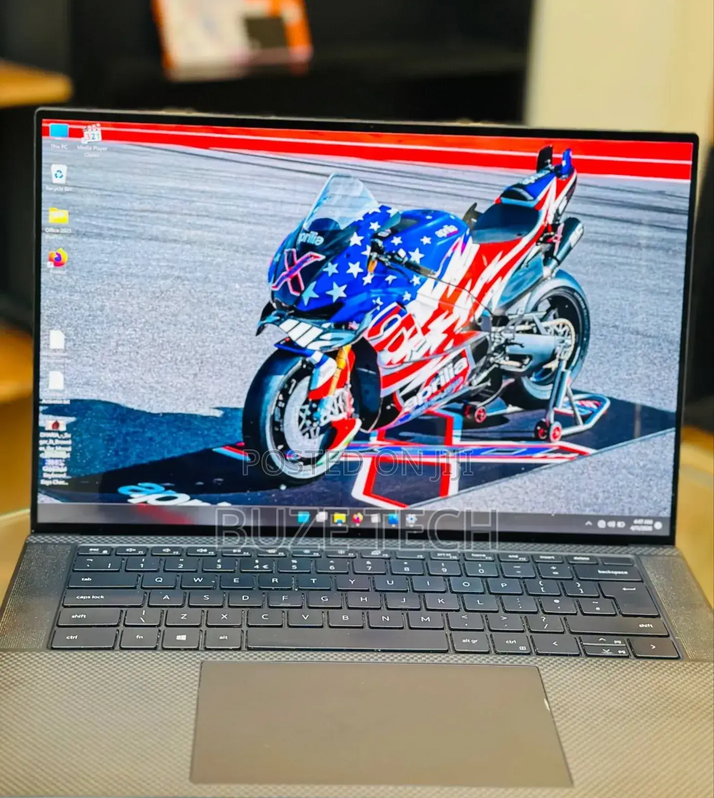 New Laptop Dell Precision 5560 16GB Intel Core i7 SSD 512GB