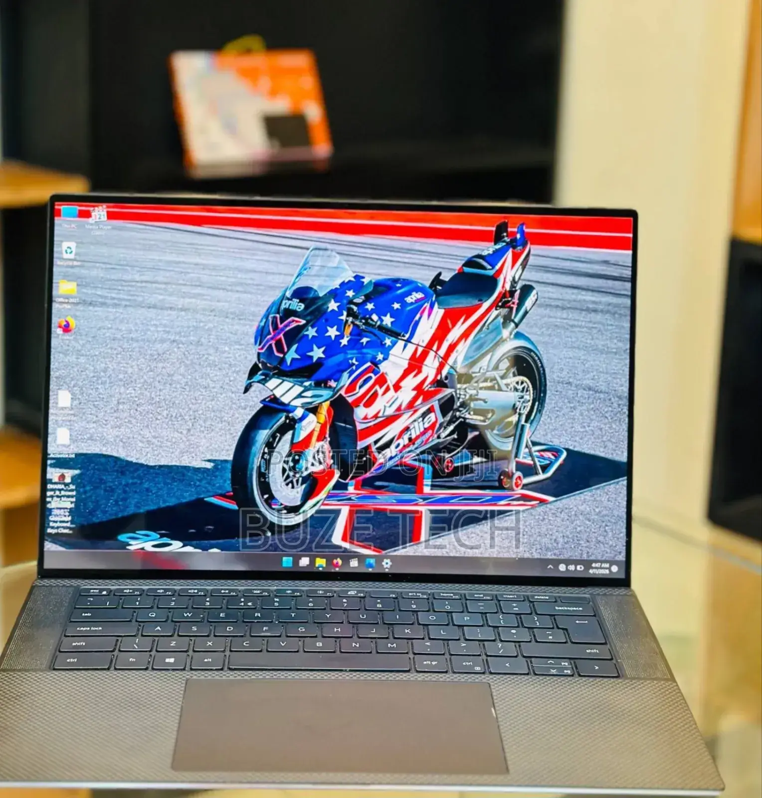 New Laptop Dell Precision 5560 16GB Intel Core i7 SSD 512GB