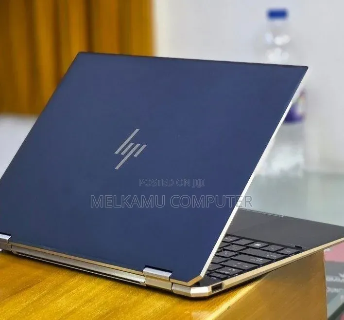 New Laptop HP Spectre X360 16GB Intel Core i7 SSD 1T