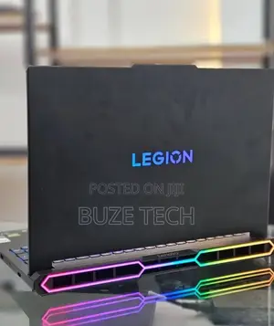 New Laptop Lenovo Legion Pro 7 32GB Intel Core Ultra 9 SSD 1T
