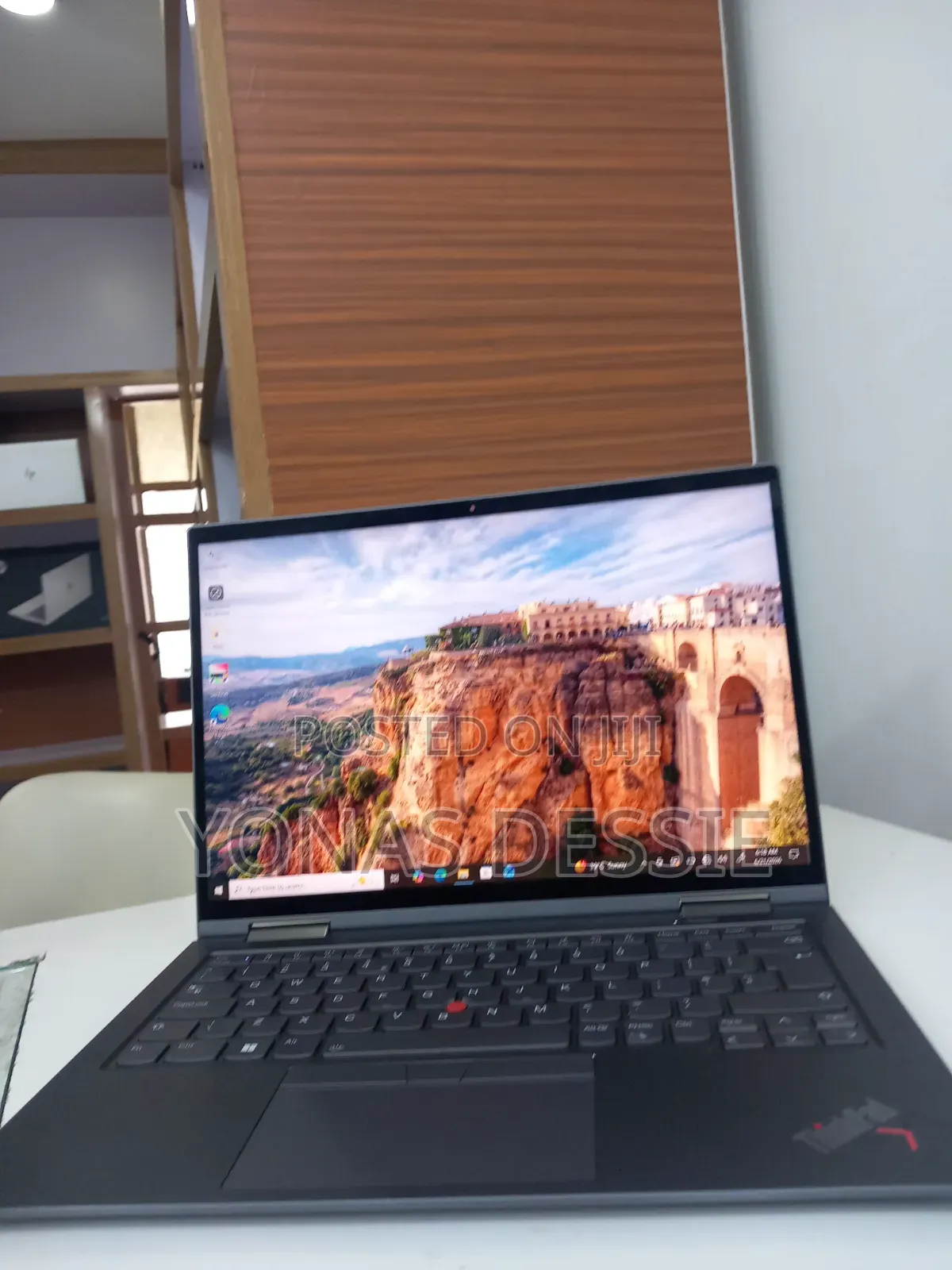 New Laptop Lenovo ThinkPad X1 Yoga 16GB Intel Core i7 SSD 512GB