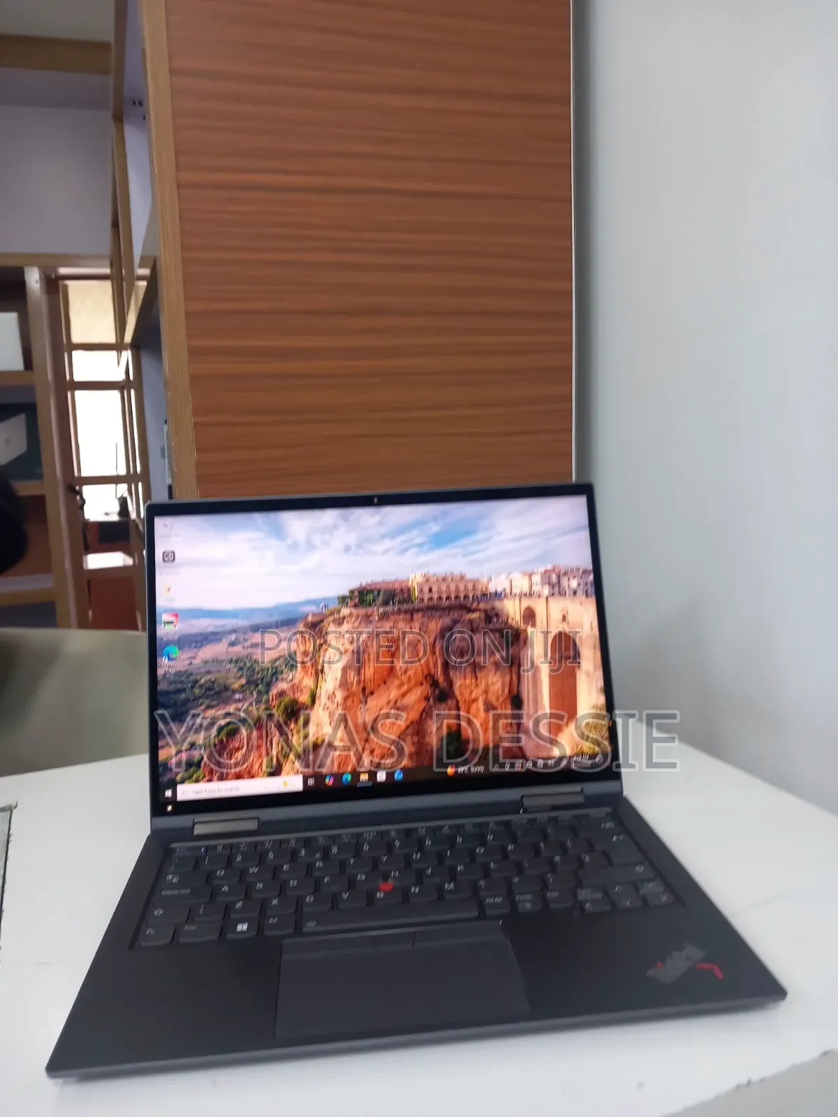 New Laptop Lenovo ThinkPad X1 Yoga 16GB Intel Core i7 SSD 512GB