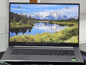New Laptop HP ZBook Firefly G8 32GB Intel Core i7 SSD 512GB