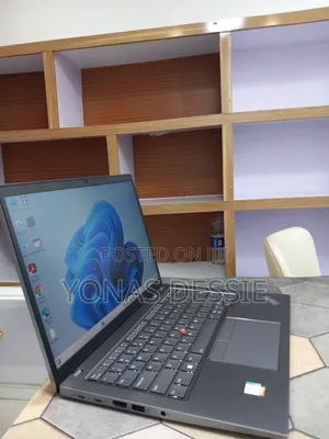 New Laptop Lenovo ThinkPad T14s G4 16GB Intel Core i7 SSD 512GB