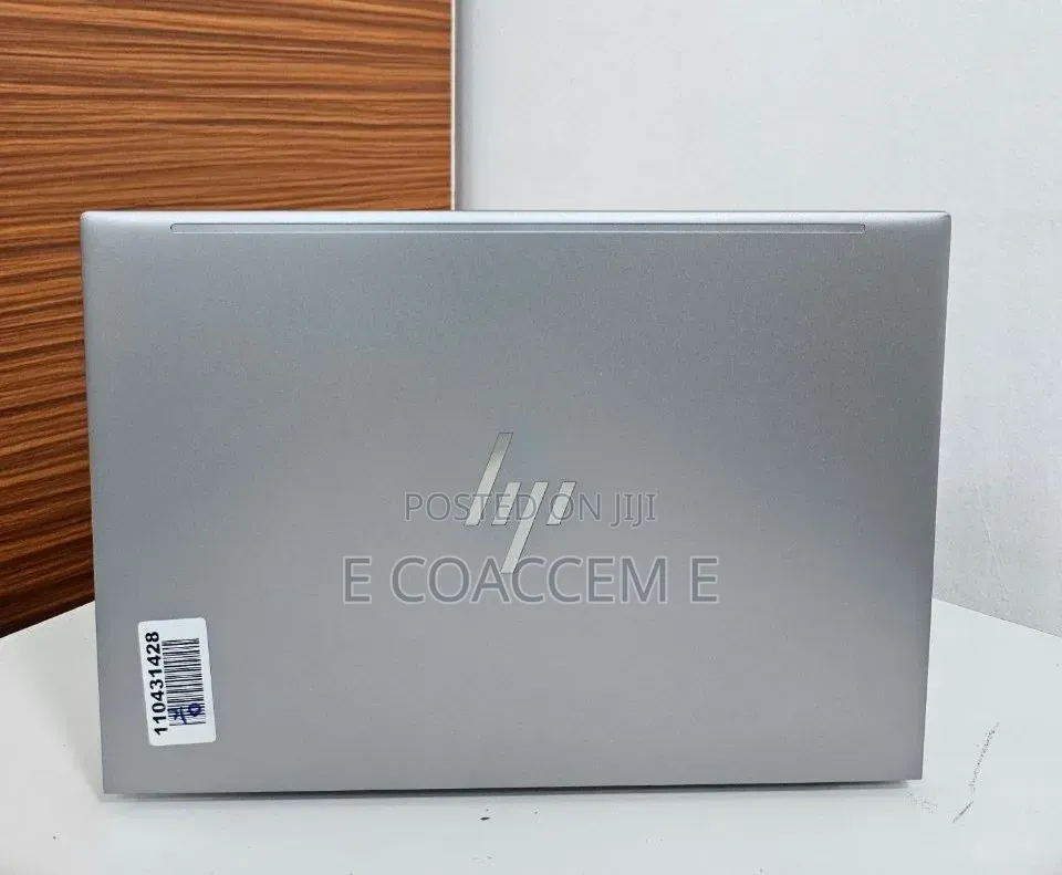 New Laptop HP ZBook Firefly 14 G10 16GB Intel Core i7 SSD 512GB