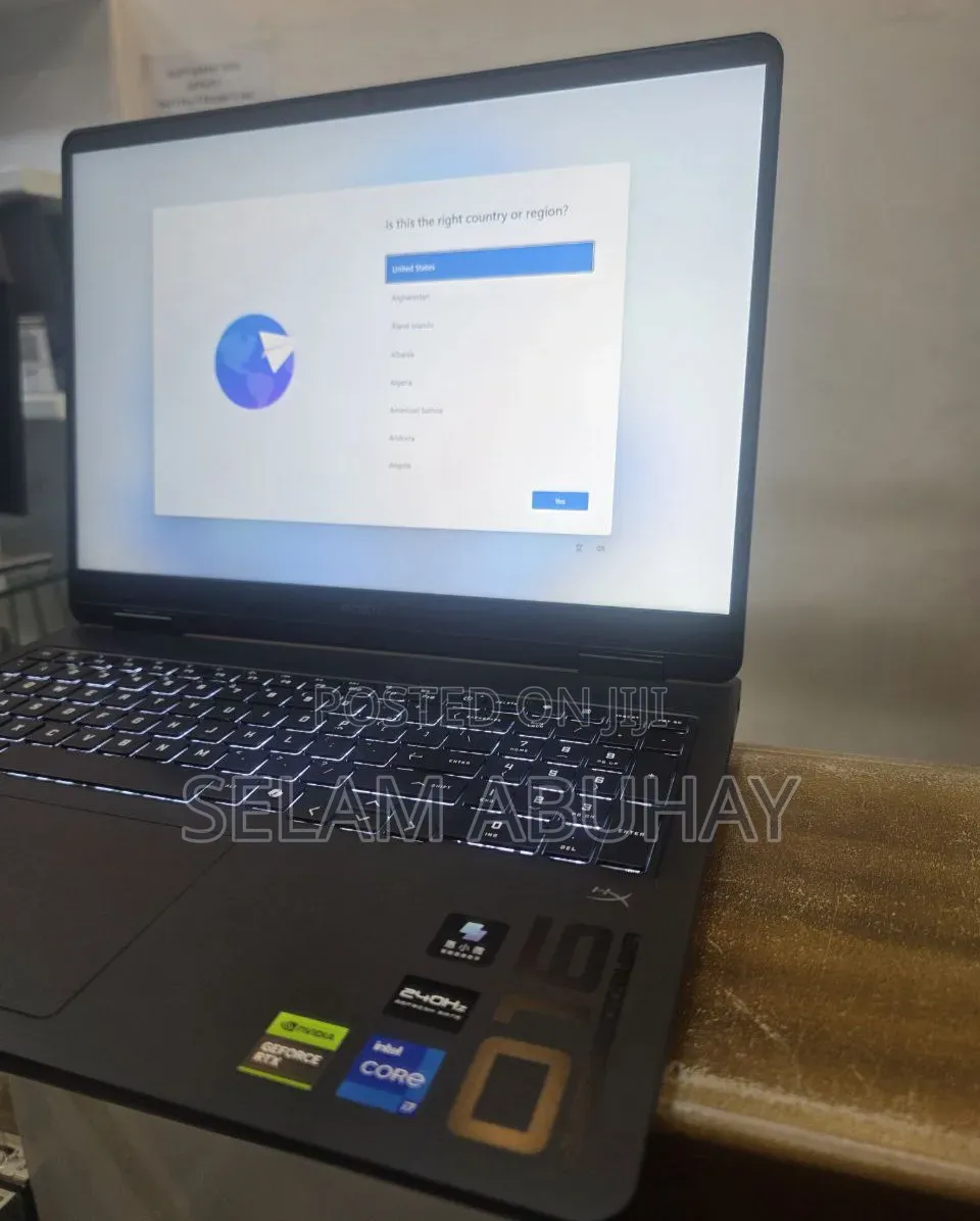 New Laptop HP Omen Max 16 16GB Intel Core i7 SSD 512GB