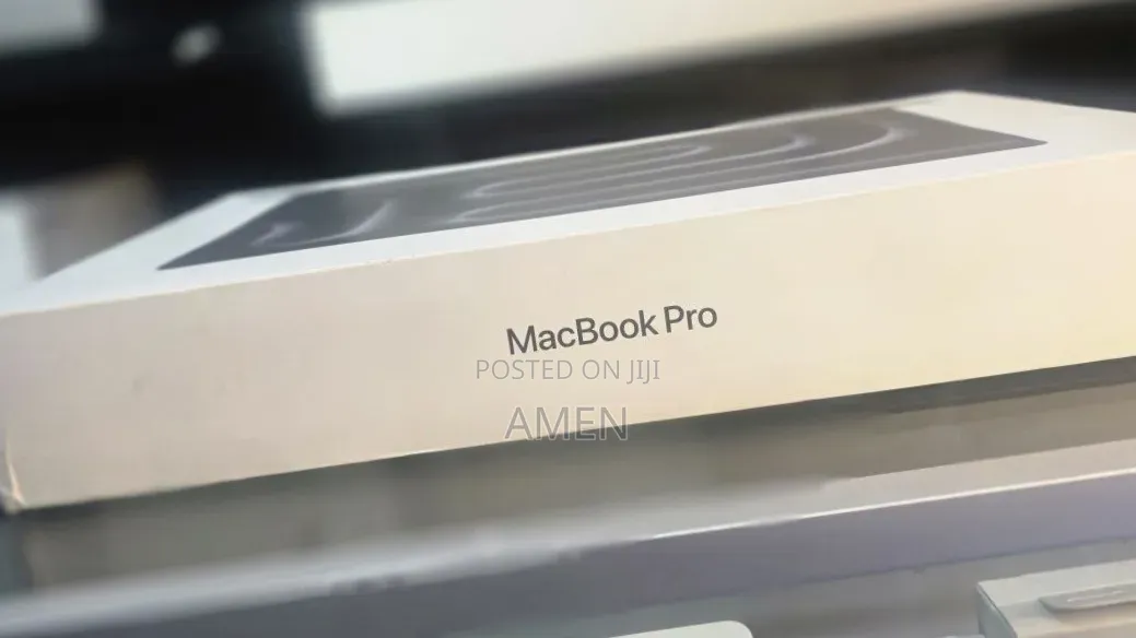 New Laptop Apple MacBook Pro 2026 M5 Max 128GB Apple M5 Max SSD 4T