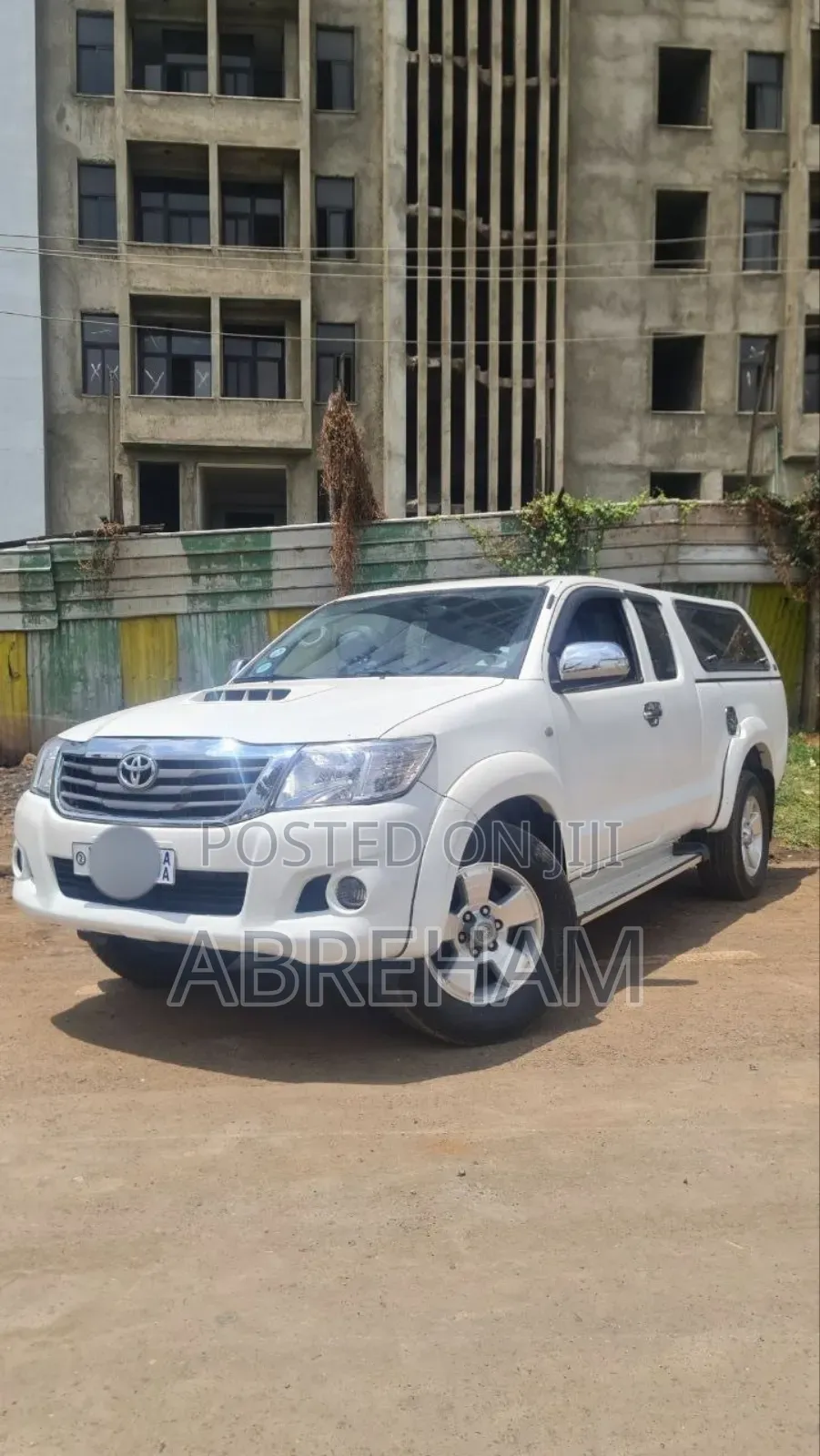 Toyota Hilux 2013 White