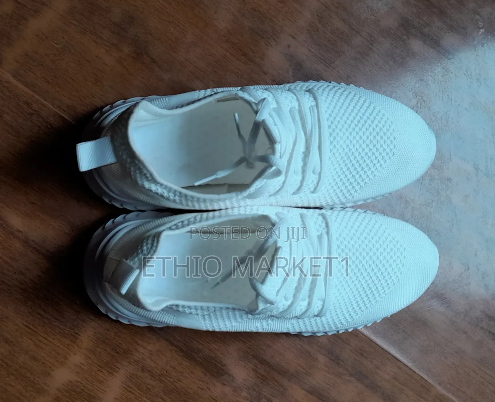 Walking and Running Men's Sneaker