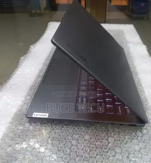 New Laptop Lenovo 32GB AMD Ryzen 7 SSD 1T
