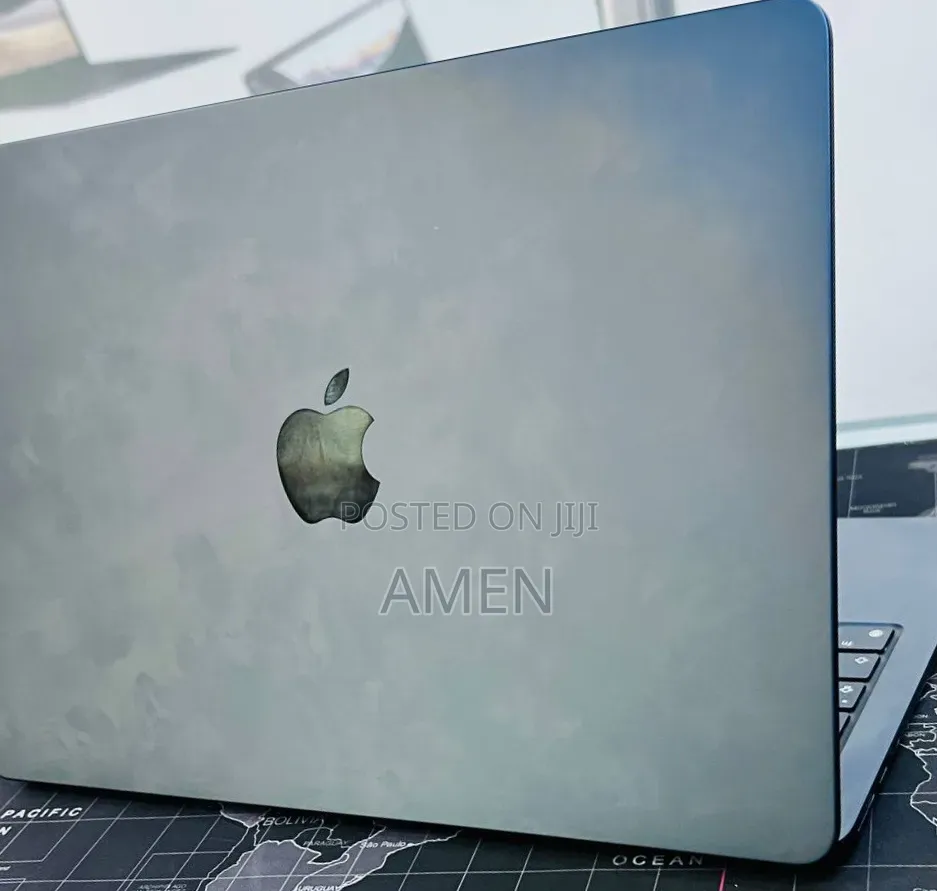 New Laptop Apple MacBook Air 2022 M2 16GB Apple M2 SSD 512GB